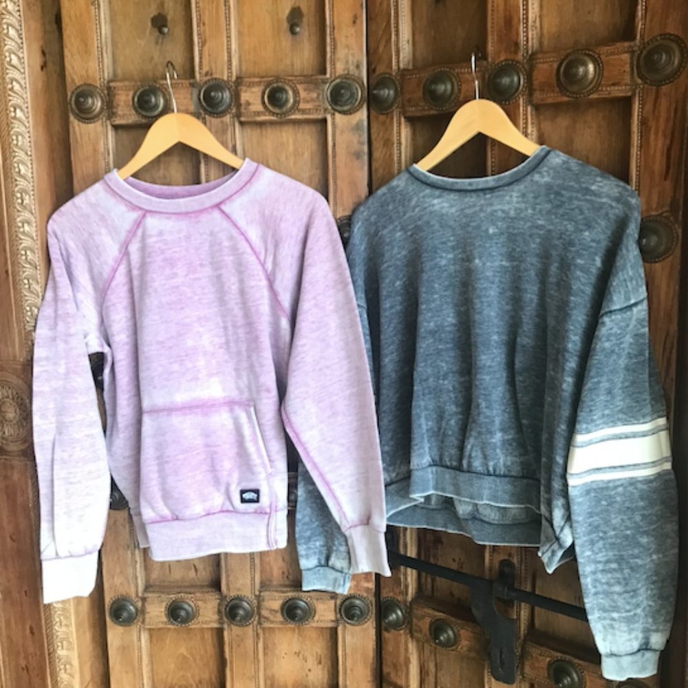 Two distressed sweaters Vans ( M), Forever21 (L)